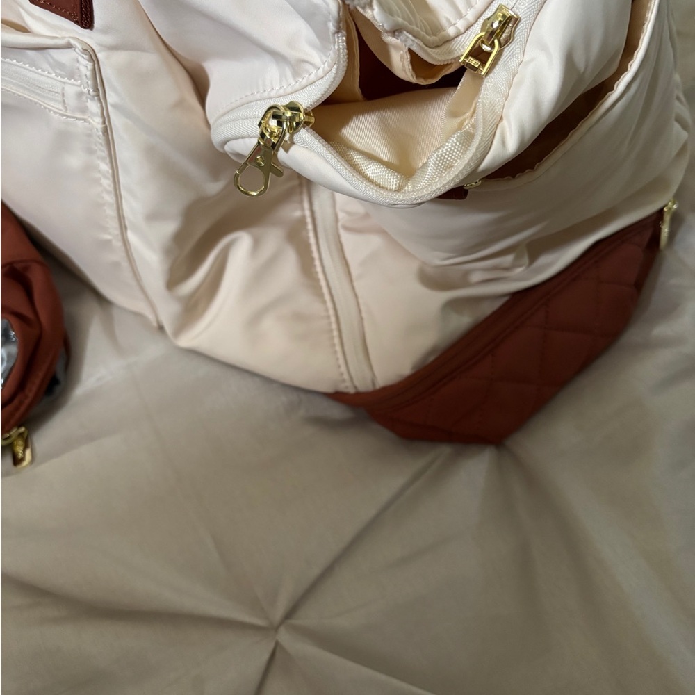 NWT ,Cream and Brown Women’s Tote Bag - Picture 7 of 7